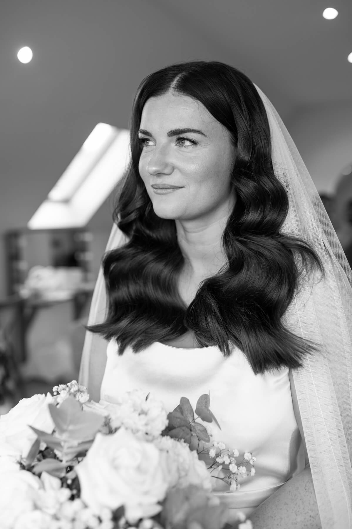 Hyde House wedding with bride in Halfpenny