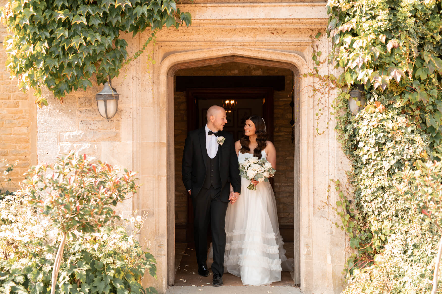 Hyde House wedding with bride in Halfpenny