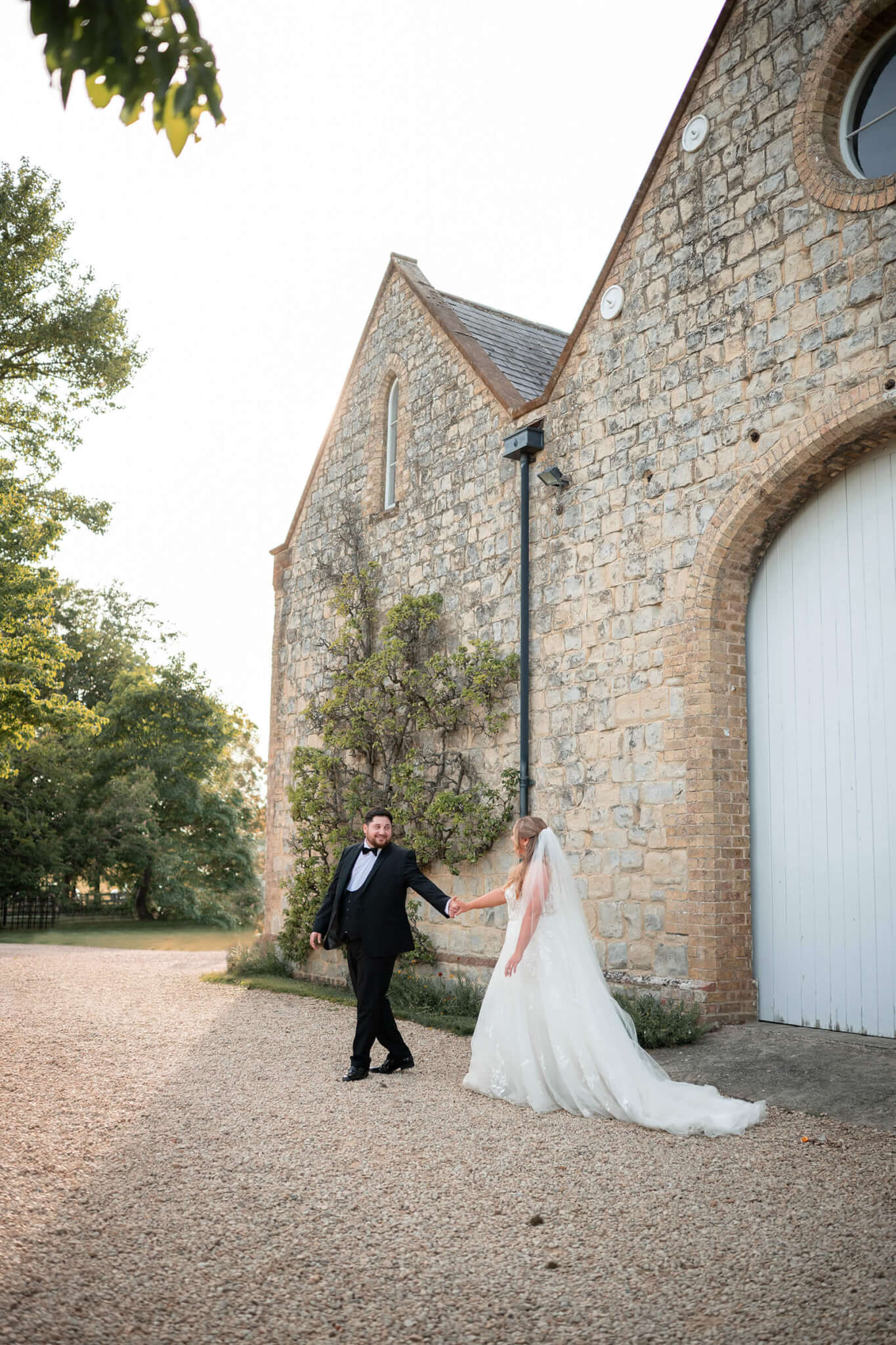 Longbourn Estate Barn wedding